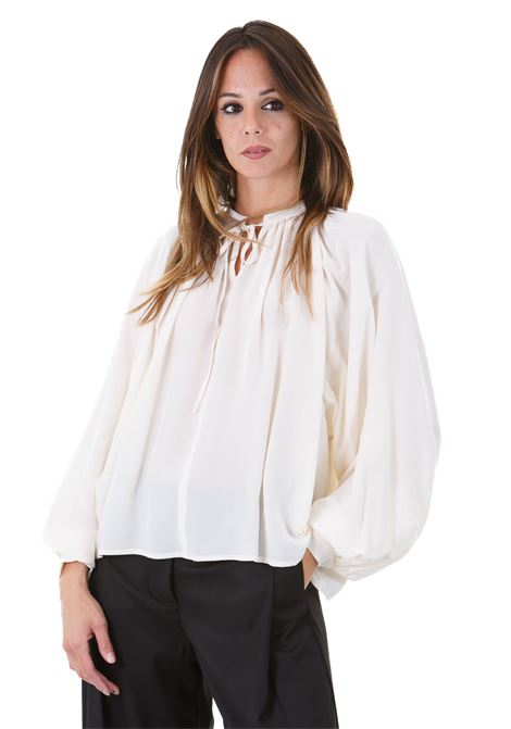 Alloro, blusa plissè con laccetto ATTIC AND BARN | Bluse | ALLORO-ATBL001-AT150040